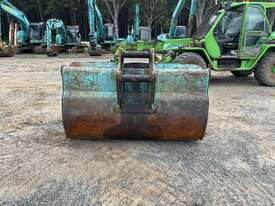 Excavator Bucket - picture2' - Click to enlarge