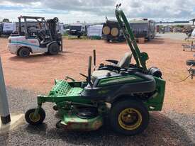 2015 John Deere Z915B Ride On Mower - picture2' - Click to enlarge