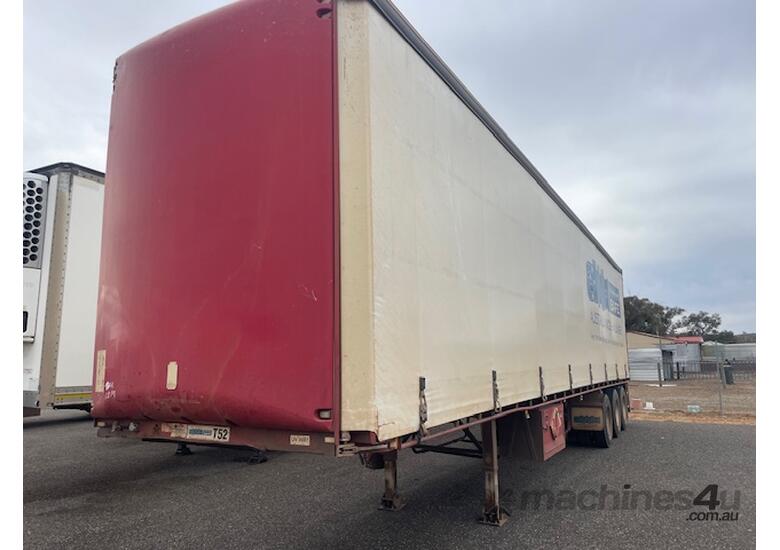 caption Trailer Curtain Freighter Maxitrans 2011 42ft Lead Airbags 1TUY880 SN1603