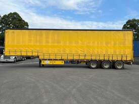 2003 Maxitrans ST3 45ft Tri Axle Curtainsider B Trailer - picture2' - Click to enlarge