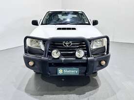 2012 Toyota Hilux SR Diesel - picture1' - Click to enlarge