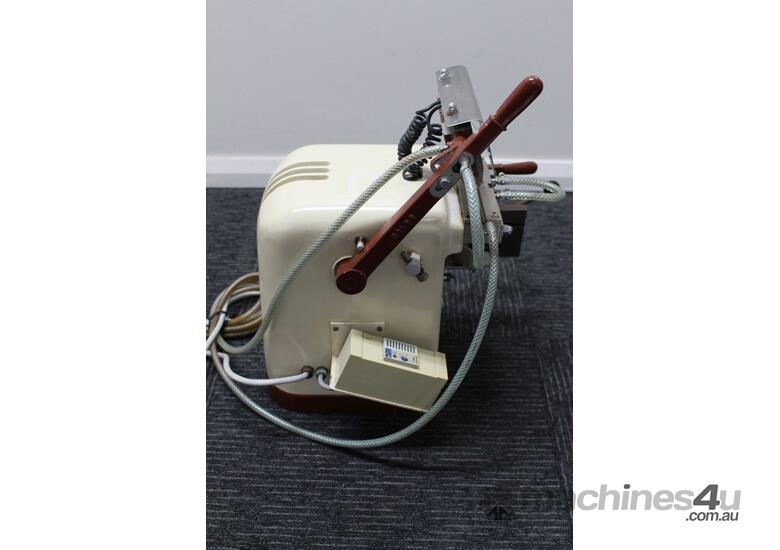 Manual Tube Sealer for Plastic and Laminate Tubes