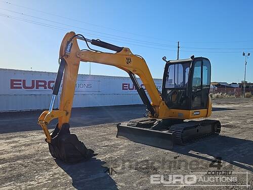 2011 JCB 8056 