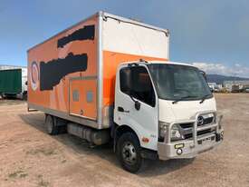 2015 Hino 300 series Service Body - picture0' - Click to enlarge