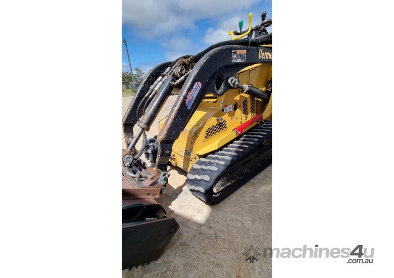 caption Vermeer S450TX Tracked Mini Skid Steer Loader - SOLD PENDING