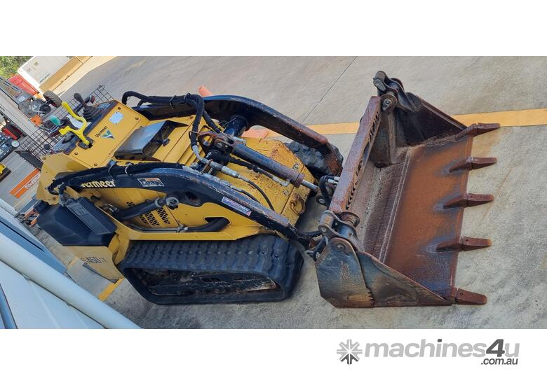 caption Vermeer S450TX Tracked Mini Skid Steer Loader - SOLD PENDING
