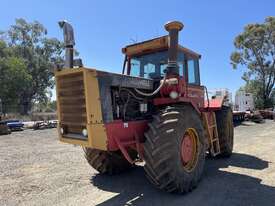 1984 Versatile 975 Tractor - picture2' - Click to enlarge