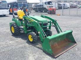 John Deere 2305 & FEL - picture0' - Click to enlarge