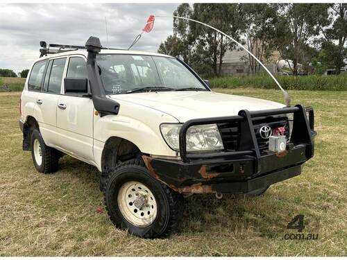 2006 TOYOTA LANDCRUISER 100 SERIES WAGON 