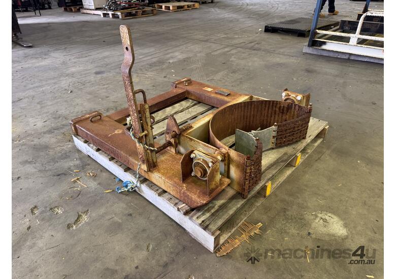 caption 44 Gallon Drum Lifting Attachment