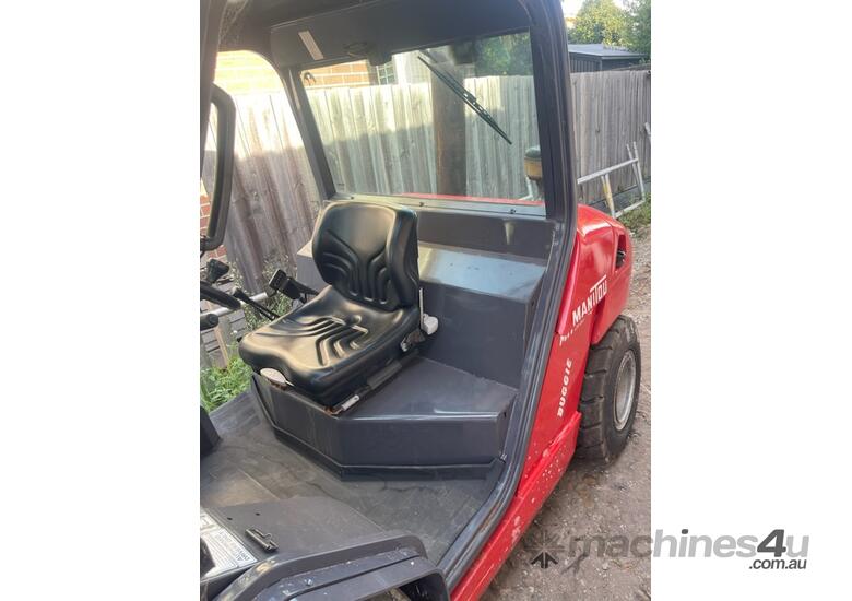 caption 2004 Forklift Manitou MH25-4 4502 hrs