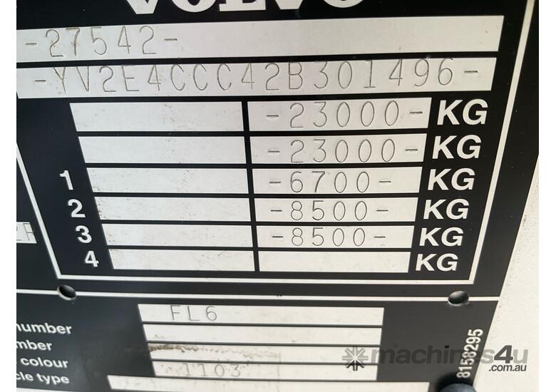 caption 2002 Volvo FL 250 Tilt Tray