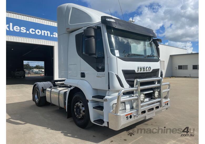 caption Iveco Stralis 460 EEV Prime Mover