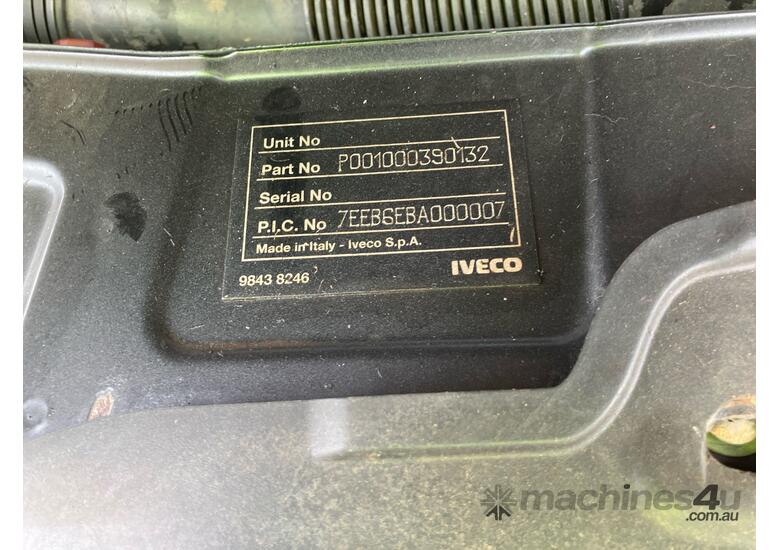 caption 2012 Iveco Daily Crew Cab Table Top