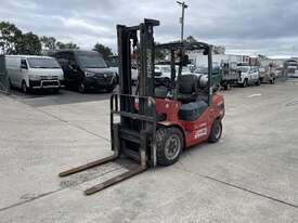 Enforcer FGL35T-MWAB LPG Forklift - picture0' - Click to enlarge