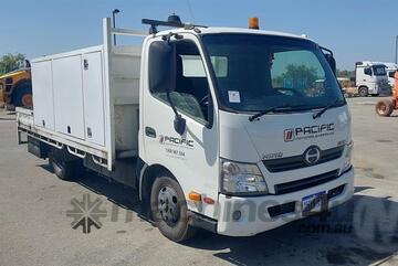 Hino   300