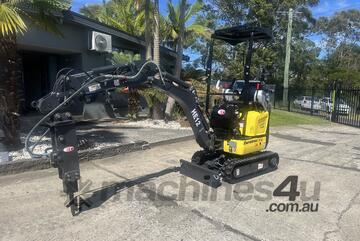 Eurotrac 1.2T Mini Excavator with Hammer