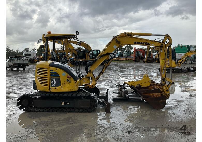 caption 2011 Komatsu PC45MR-3 Excavator (Rubber Padded)