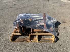 Kevrek 1000 Crane - picture2' - Click to enlarge