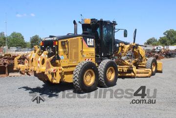 Caterpillar 2014   12M
