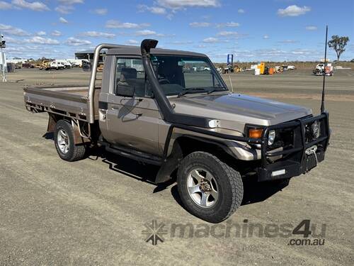 2002 TOYOTA LANDCRUISER UTE
