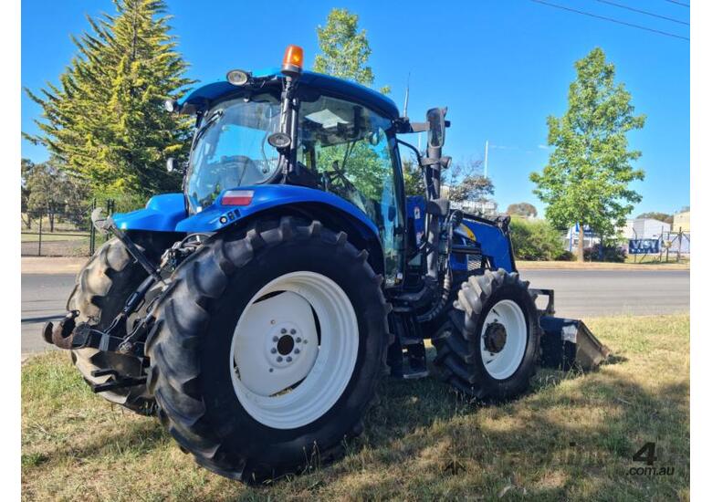 caption New Holland T6020
