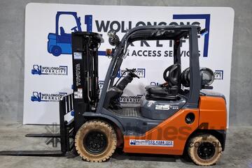 Wollongong Forklift: Toyota 2.5T LPG, 3-stage container mast, 4.3m lift! Wollongong Forklift: Toyota 2.5T LPG, 3-stage container mast, 4.3m lift!