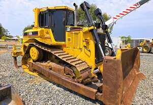 Caterpillar 2002   D6r Xl