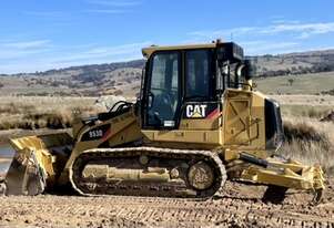 Caterpillar 2010 CAT 953D with 10,200 hrs
