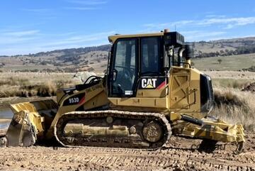 Caterpillar 2010 CAT 953D with 10,200 hrs