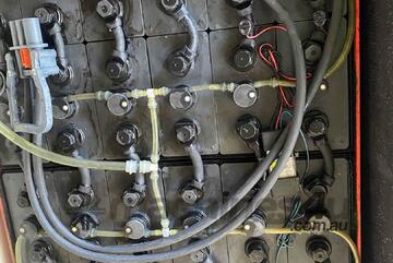 Solar Battery Lead Acid Traction 48v 620AH Watering Kit Great Power No Dead Cell