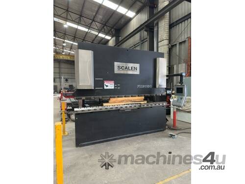 caption press brake, 100 tonne, 7 axis
