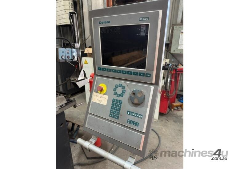 caption press brake, 100 tonne, 7 axis