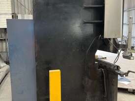 press brake, 100 tonne, 7 axis - picture2' - Click to enlarge