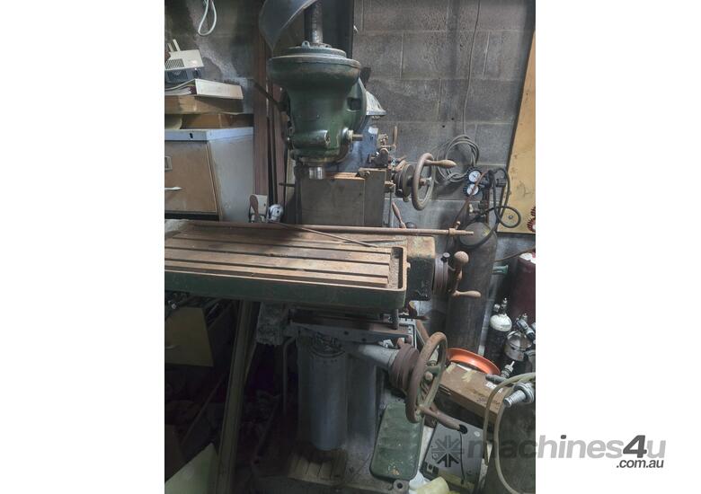 Vintage Milling Machine w Tool Sharpener 