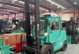 Mitsubishi 5 Tonne LPG Forklift 6 Metre Lift