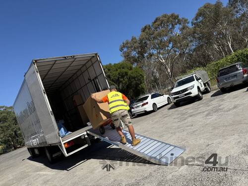 3.5m x 880mm 1200kg capacity non Folding Walk Board Removalist Loading Ramp