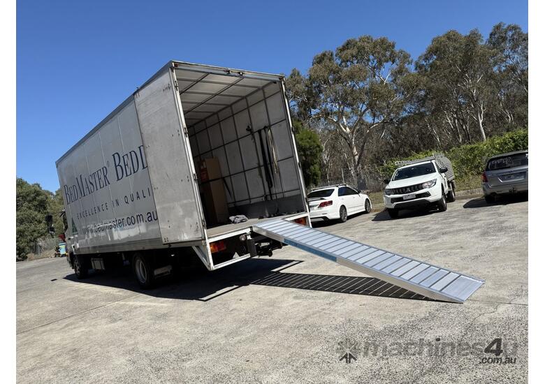 3.5m x 880mm 1200kg capacity non Folding Walk Board Removalist Loading Ramp