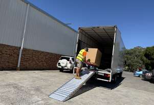 3.5m x 880mm 1200kg capacity non Folding Walk Board Removalist Loading Ramp