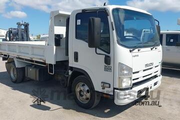 Isuzu   NPR 300 Isuzu   NPR 300