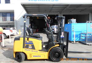 Exfleet Komatsu FB30-12 Battery Electric Forklift