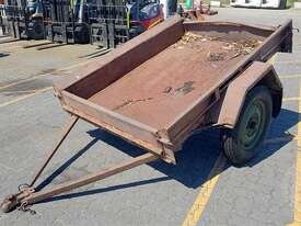 Custom Trailer - picture1' - Click to enlarge