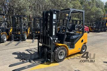 Xcmg     FGLT25 FORKLIFT