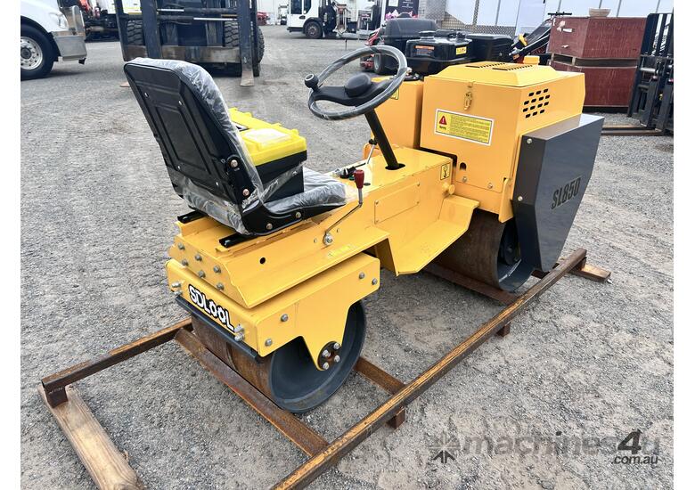 2025 SDLOOL SL850 Ride-On Vibratory Roller