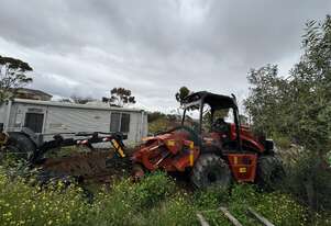 DITCH WITCH RT120 HEAVY DUTY TRENCHER