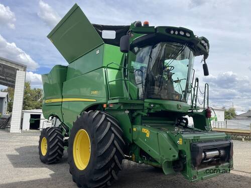2017 John Deere S680 Combines