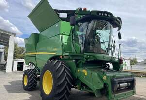John Deere 2017   S680 Combines