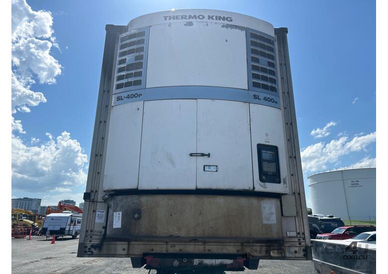 2004 Lucar Standard Tri Axle Refrigerated Pantech A Trailer