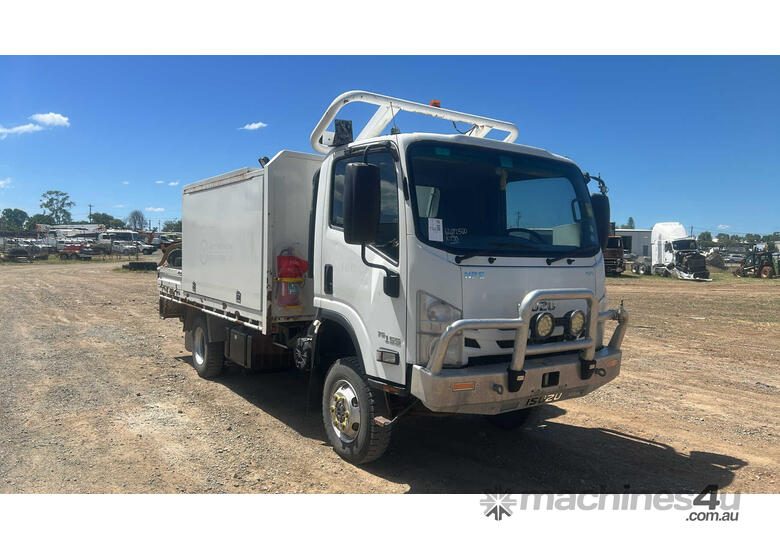 2017 Isuzu NPS 75-155 Service Body / Crane Truck
