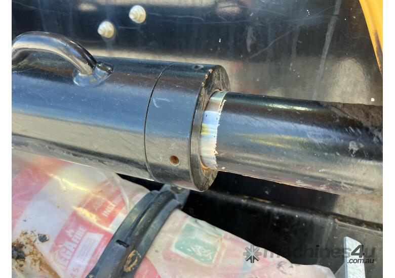 2018 ASV RT-75 Posi-Track Skid Steer (Rubber Tracked)